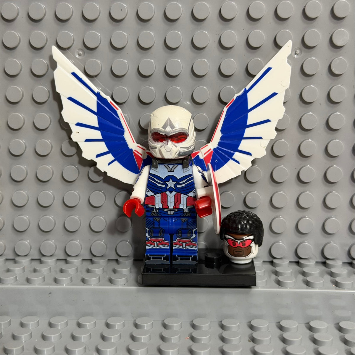 Captain America Marvel Superhero minifigure Lego Compatible