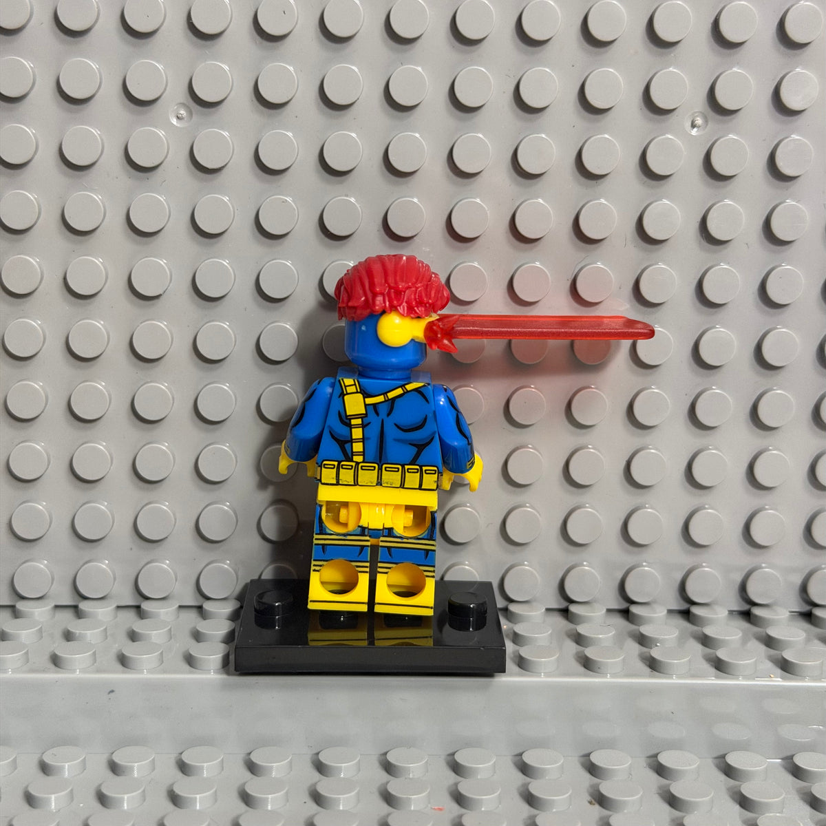 Cyclops Marvel superhero minifigure 0943