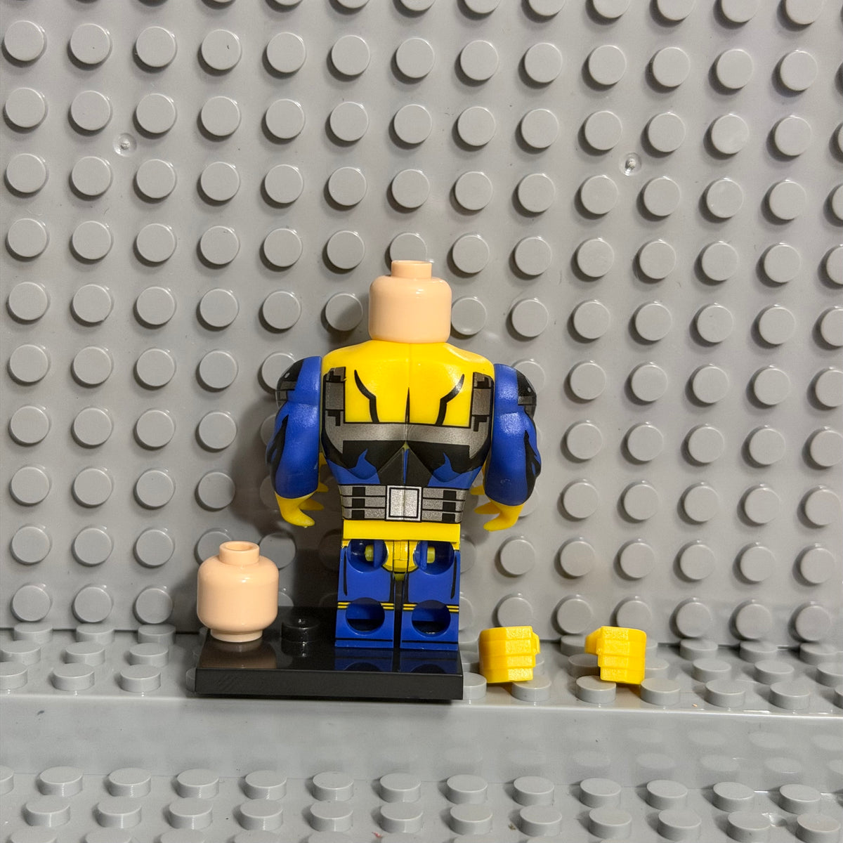 Strong Guy Marvel superhero minifigure 0961